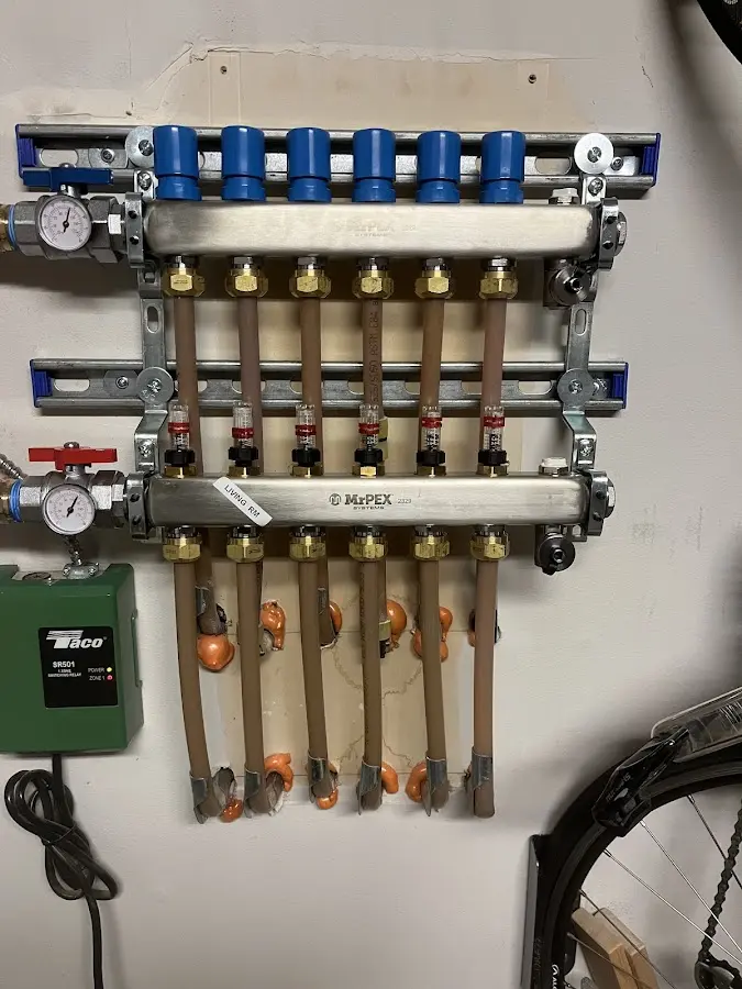 Plumber performing Sink Repair at a residential property in Oregon